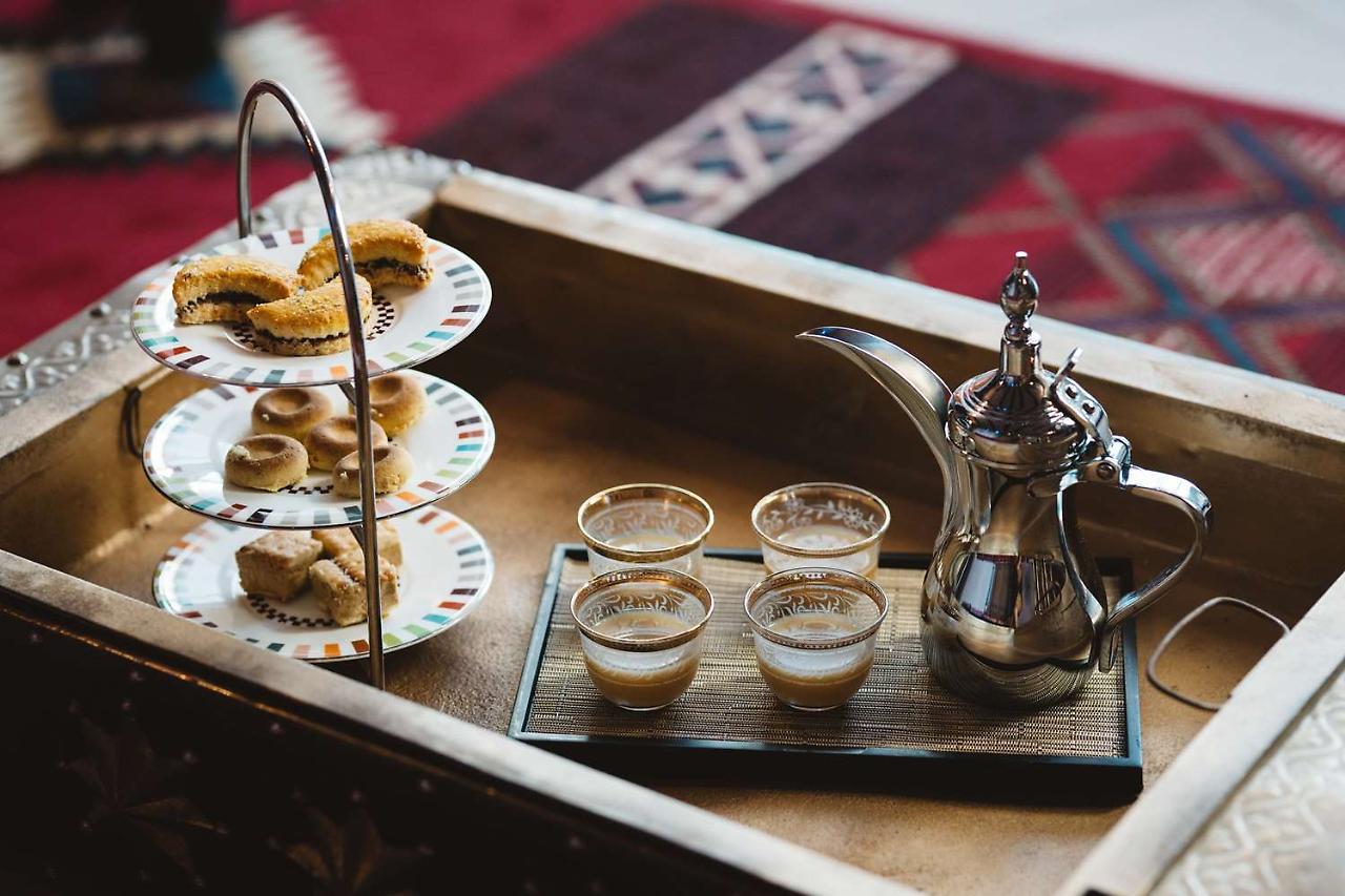 Symphony Style Hotel Kuwait Salmiya Екстериор снимка Arabic coffee