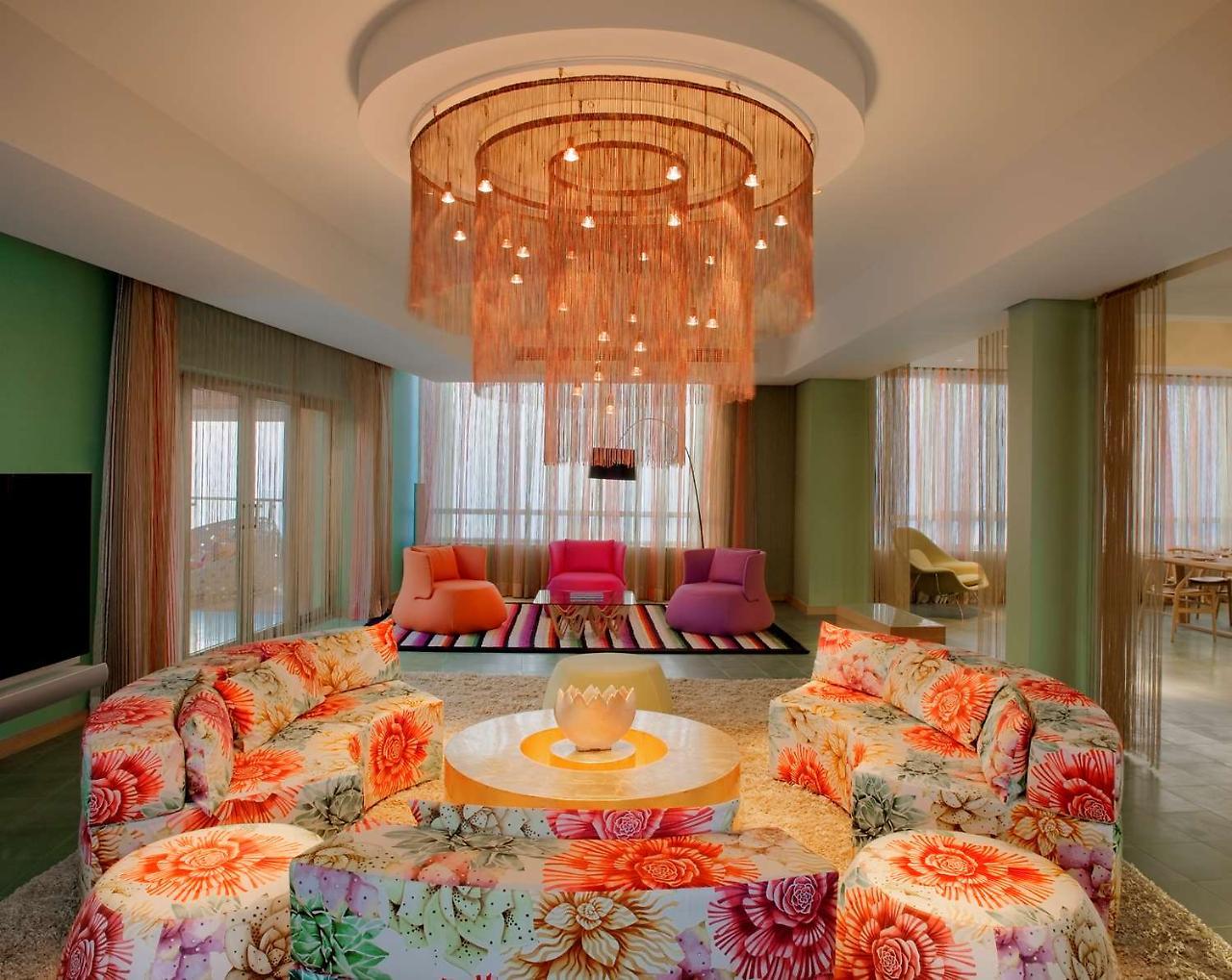 Symphony Style Hotel Kuwait Salmiya Екстериор снимка A suite at the W Hotel in Beijing