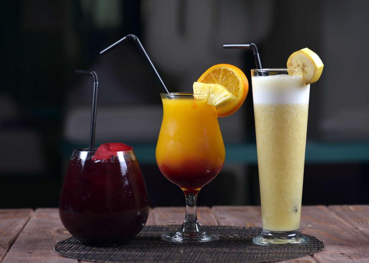 Symphony Style Hotel Kuwait Salmiya Екстериор снимка Fruit juice