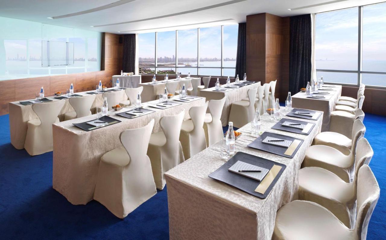 Symphony Style Hotel Kuwait Salmiya Екстериор снимка Meeting room